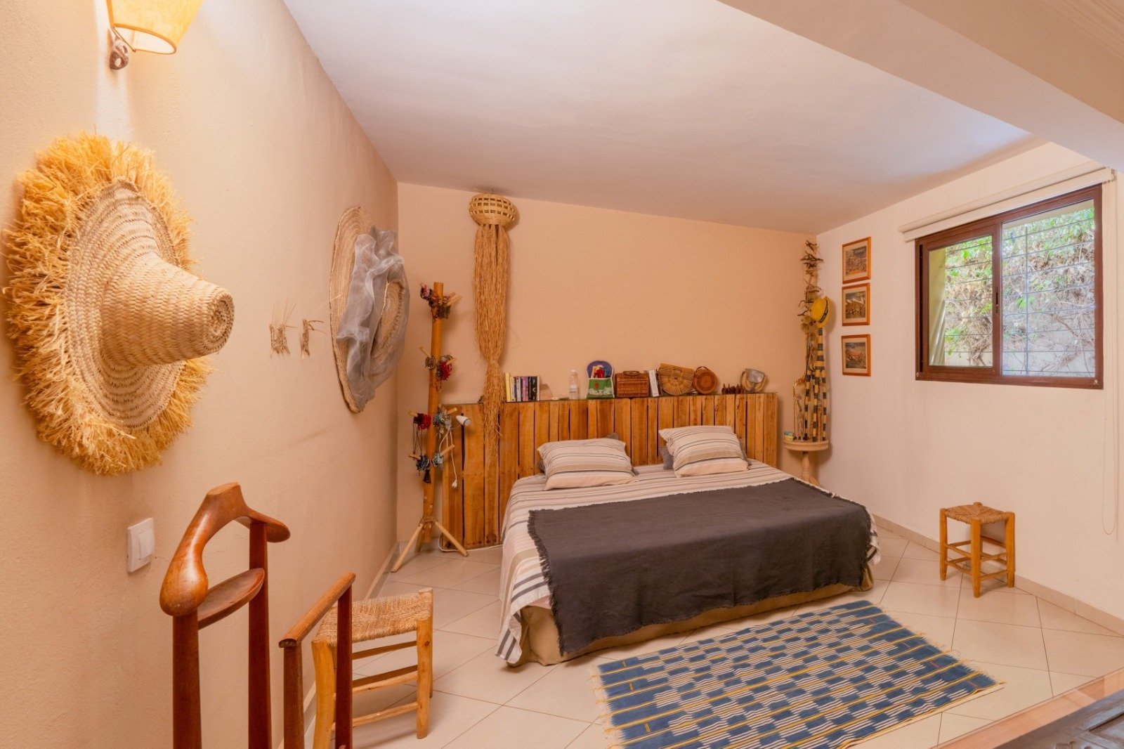 Master bedroom with en-suite bathroom