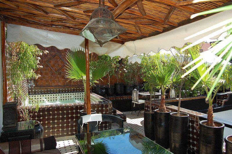 Master bedroom with en-suite bathroom