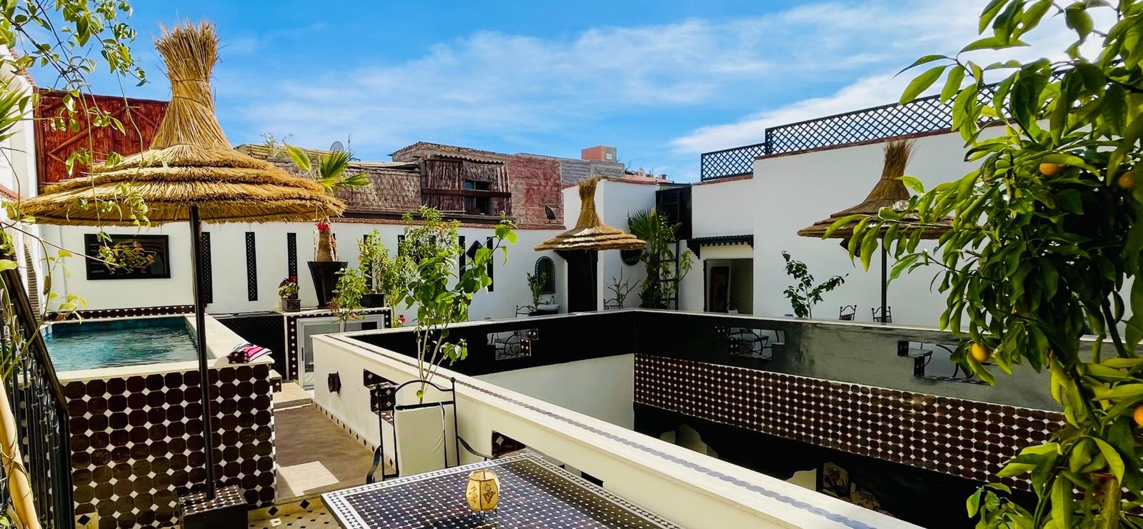 Infinity pool overlooking Tuscan hills
