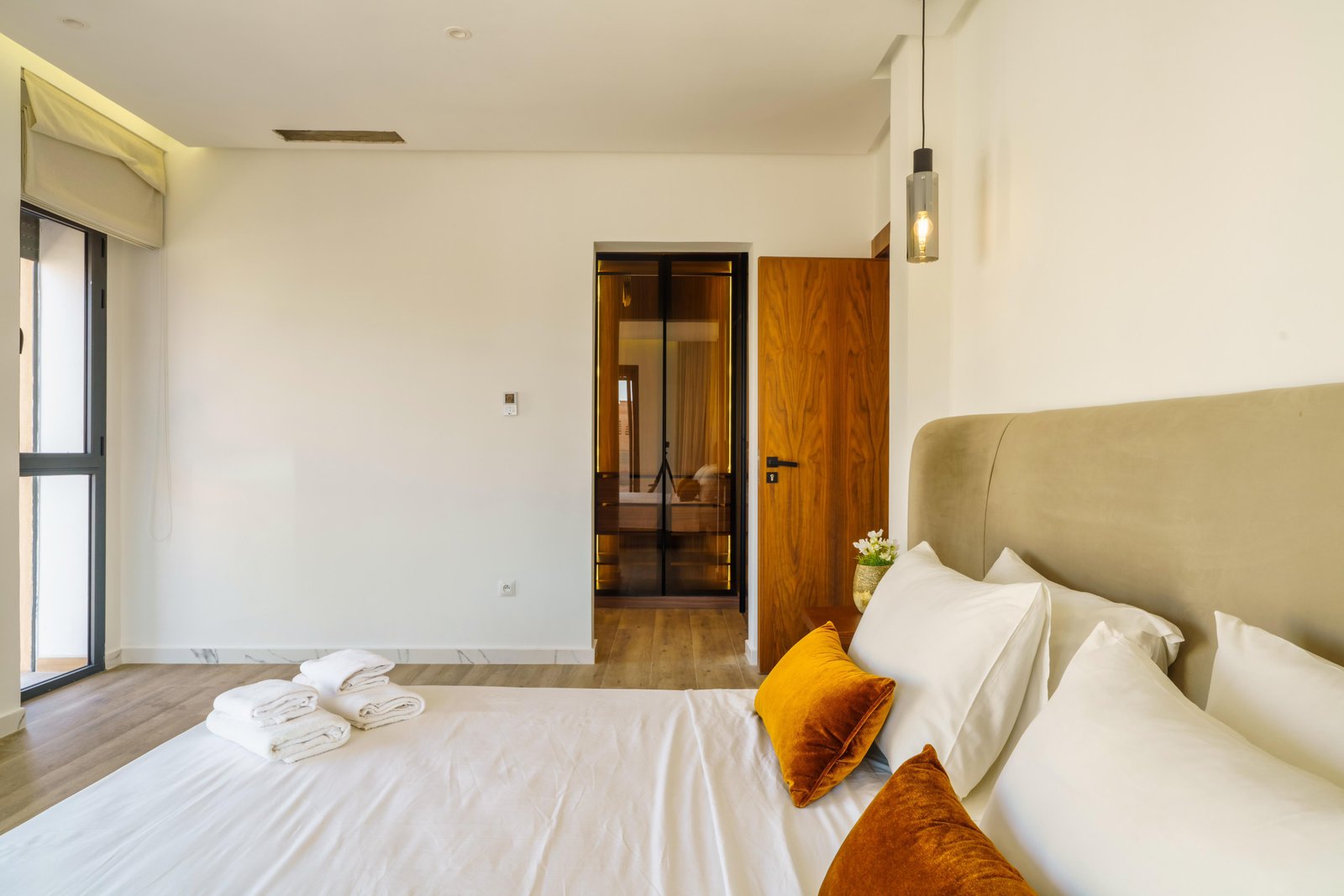 Master bedroom with en-suite bathroom